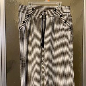 Super soft linen pants size 9